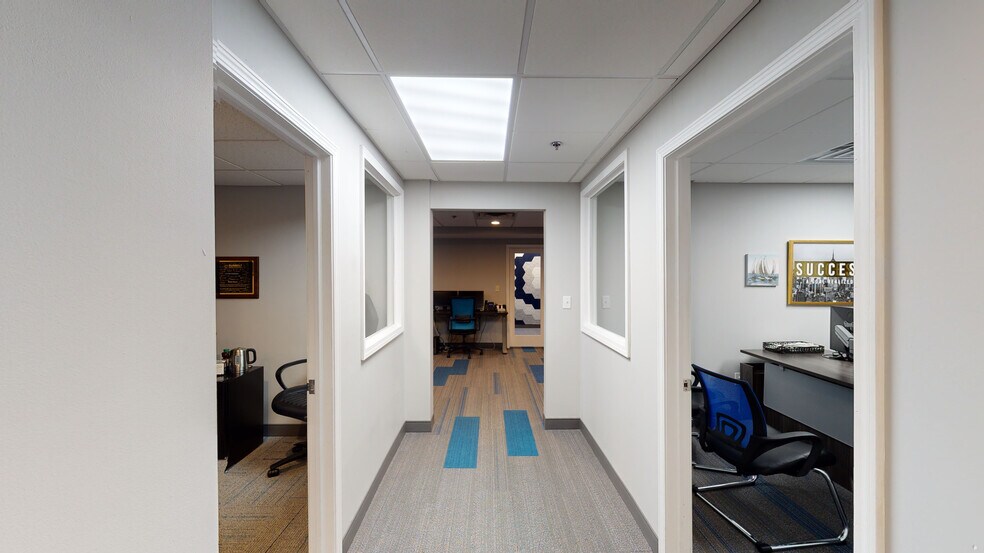 More Photos Of 100 E Seneca St, Manlius Office For Lease