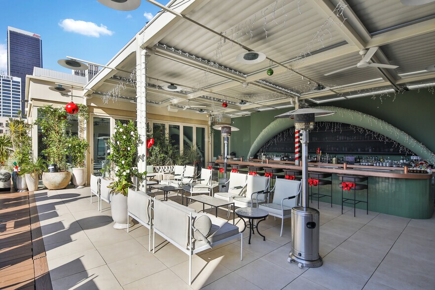 More Photos Of 612 S Broadway, Los Angeles Office For Lease