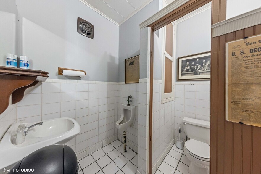 More Photos Of 105 E Irving Park Rd, Itasca Loft Creative Space For Sale