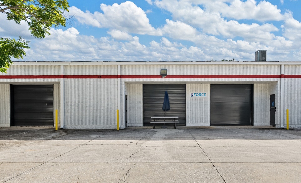 More Photos Of 8507 Benjamin Rd, Tampa Unknown For Lease