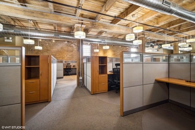 More Photos Of 1348 W Concord Pl, Chicago Office For Sale