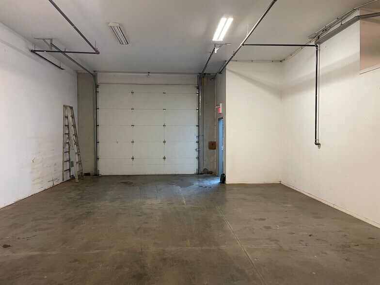 More Photos Of 18669 52nd Ave, Surrey Warehouse For Sale