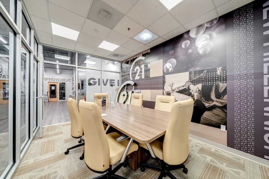 More Photos Of 5990 Kingstowne Towne Ctr, Alexandria Coworking Space