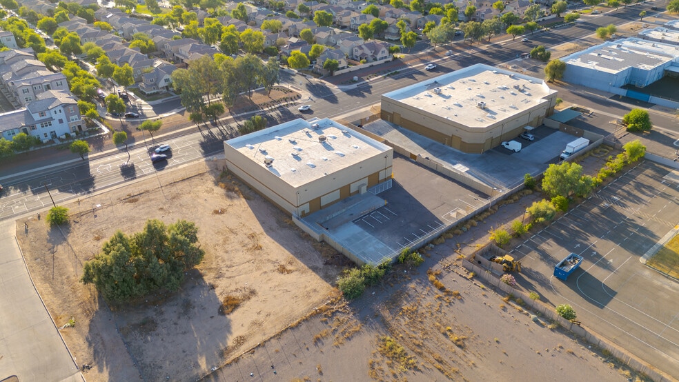 More Photos Of 5801 S 24th St, Phoenix Warehouse For Lease