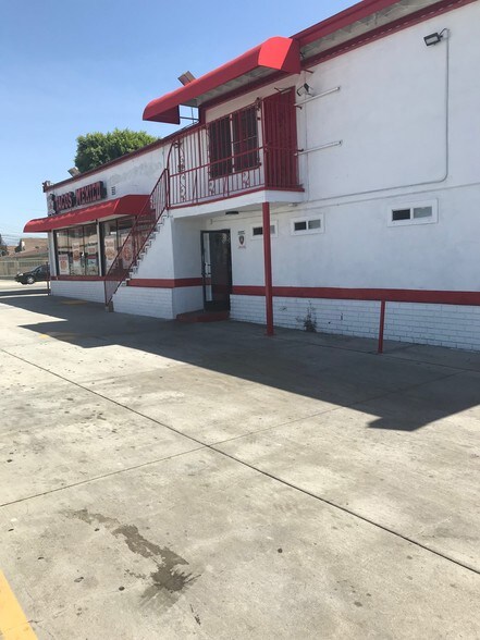 More Photos Of 5120 E Olympic Blvd, East Los Angeles General Retail For Sale