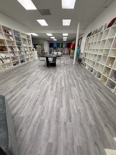 More Photos Of 4003 Greenbriar Dr, Stafford Warehouse For Lease