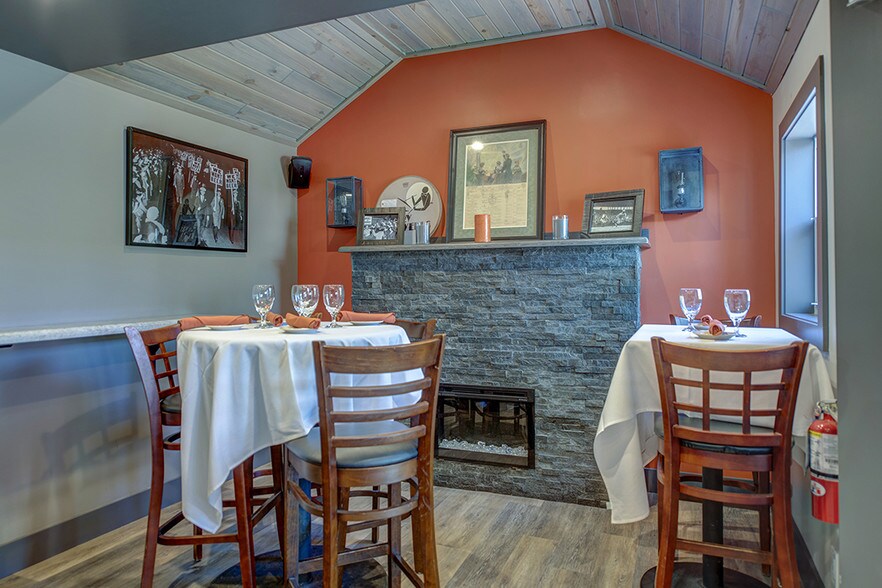 More Photos Of 514 NW Dixie Hwy, Stuart Restaurant For Sale