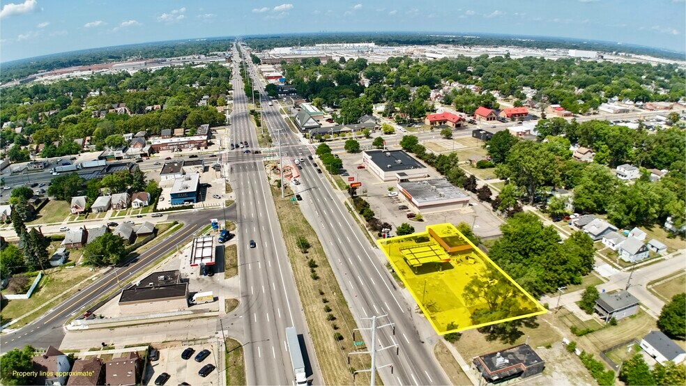 More Photos Of 8091 E Eight Mile Rd, Warren Freestanding For Sale