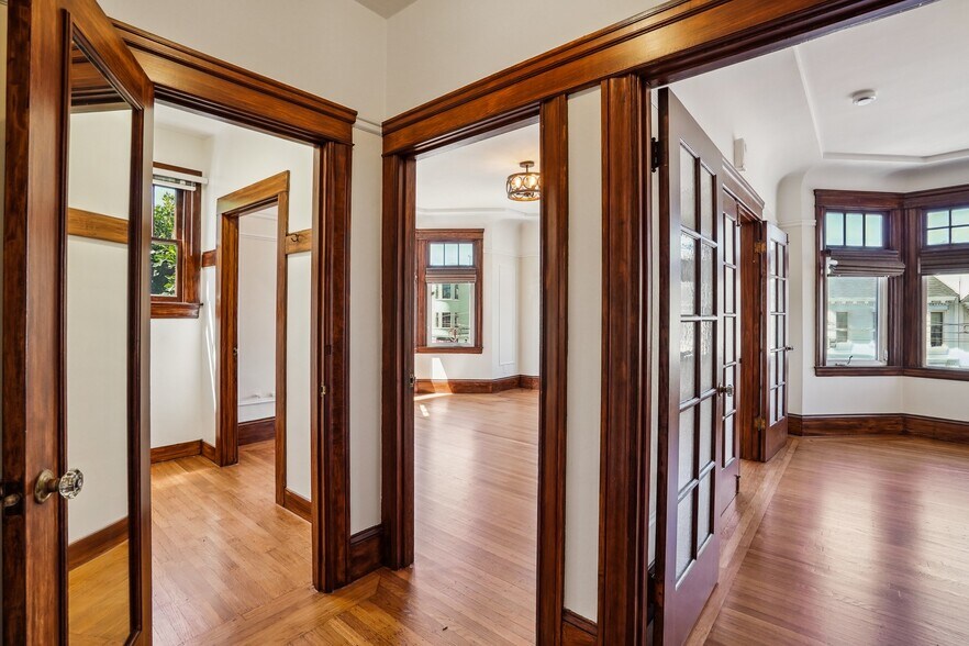 More Photos Of 105-111 Richland Ave, San Francisco Apartments For Sale