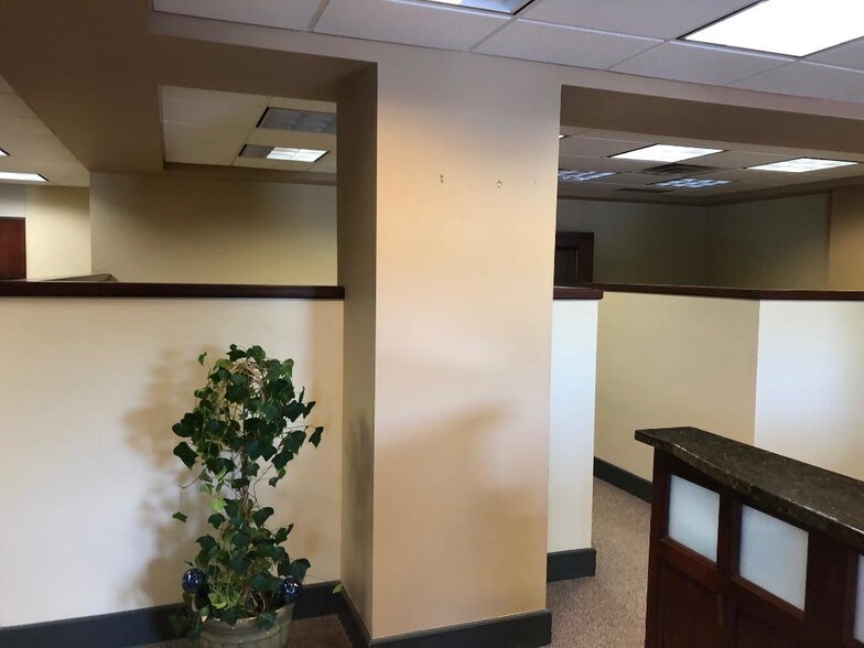 More Photos Of 1100 Summit Dr, Greensburg Office For Sale