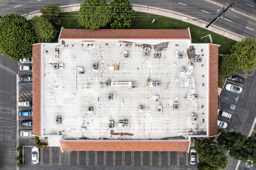 More Photos Of 9040 Telstar Ave, El Monte Office For Lease