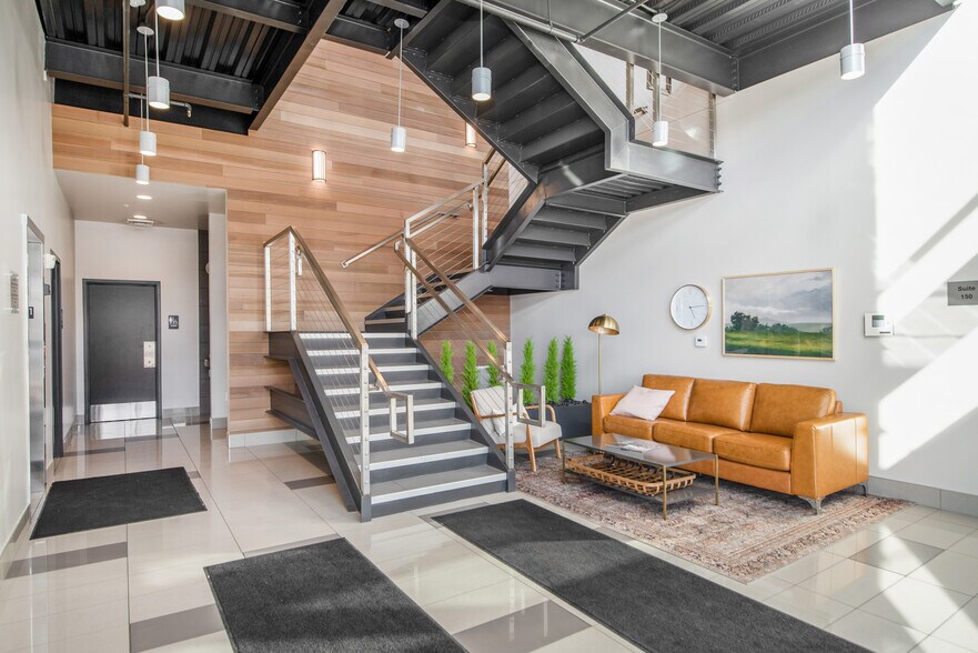 More Photos Of 13894 S Bangerter Pky, Draper Office For Sale