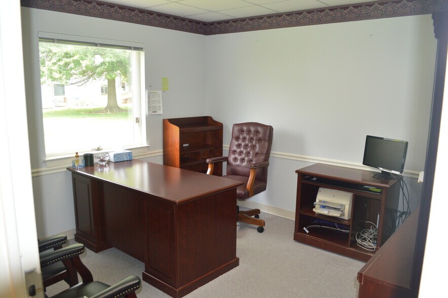 More Photos Of 2065-2067 Klockner Rd, Trenton Medical For Lease