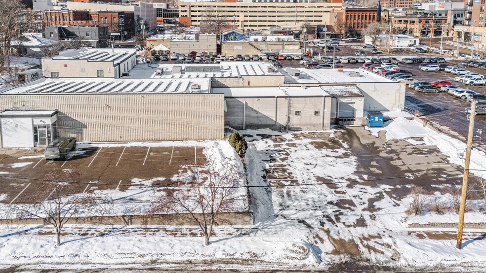 More Photos Of 292 Walnut St, Saint Paul Manufacturing For Lease