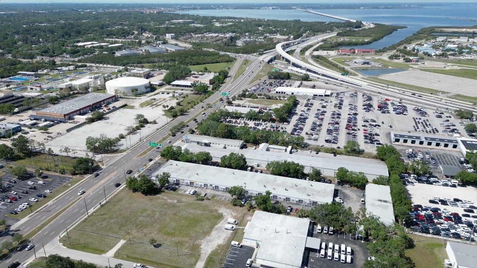 More Photos Of 14605 49th St N, Clearwater Light Distribution For Lease