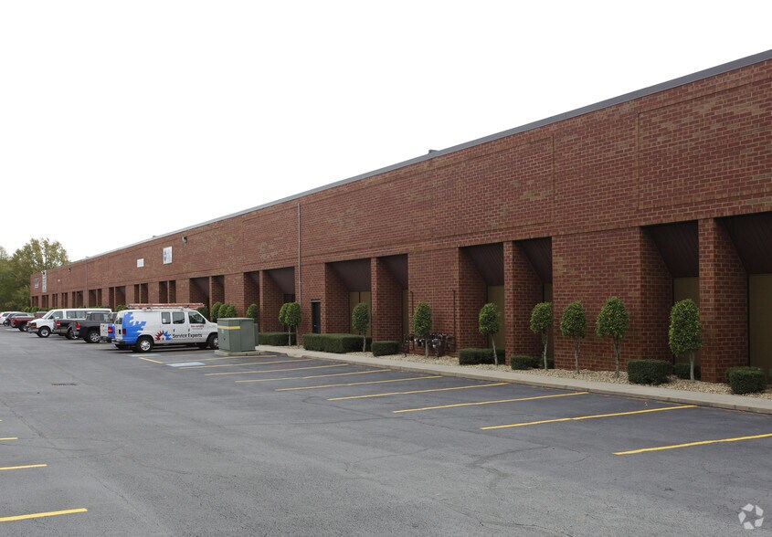 More Photos Of 1000 Cobb International Dr, Kennesaw Distribution For Lease