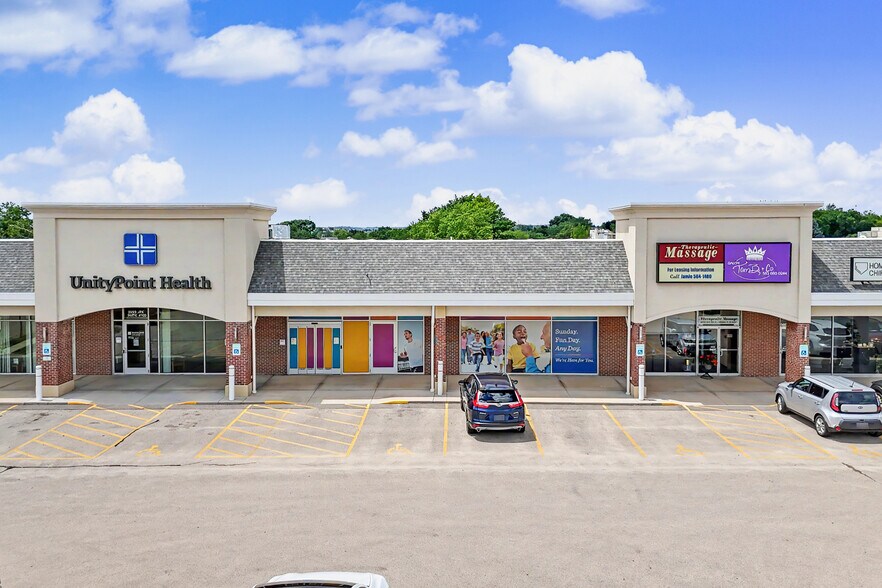 More Photos Of 2255 John F Kennedy Rd, Dubuque General Retail For Lease