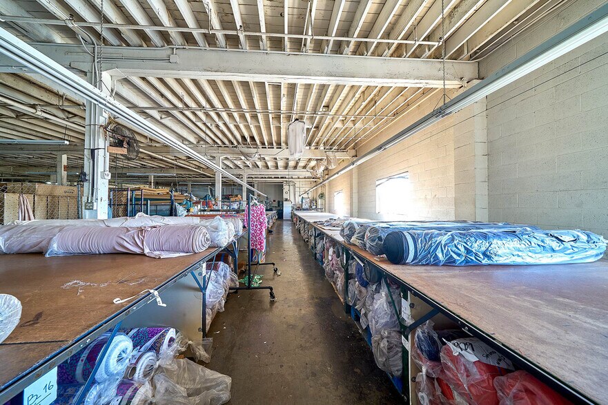 More Photos Of 4383 Fruitland Ave, Vernon Manufacturing For Sale