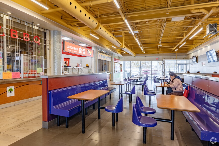 More Photos Of 3636 Steeles Ave E, Toronto Storefront Retail Office For Lease