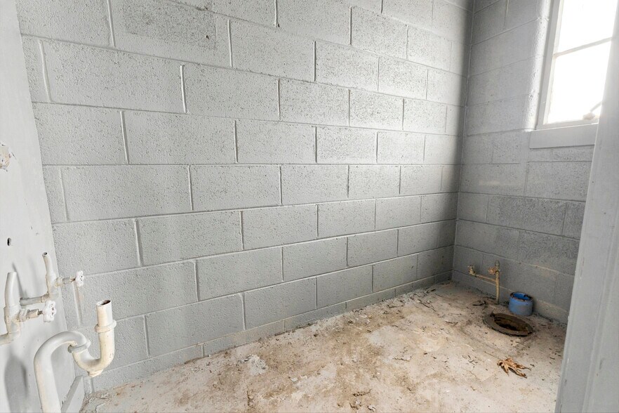 More Photos Of 1336 W Central Ave, Egg Harbor City Industrial For Lease