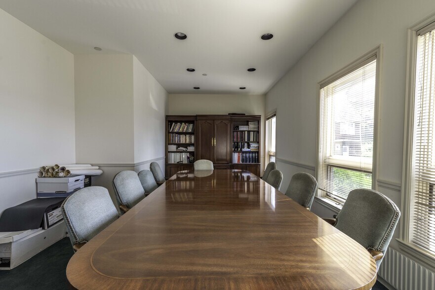 More Photos Of 426 Main St, Ketchikan Office For Sale