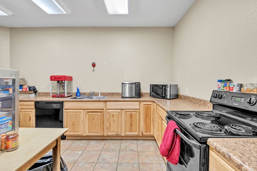 More Photos Of 3293 Wears Valley Rd, Sevierville Lodge Meeting Hall For Sale