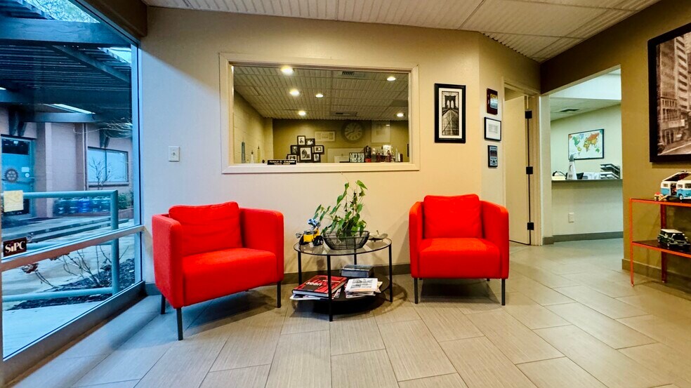 More Photos Of 141 Spring St, Claremont Office Residential For Lease