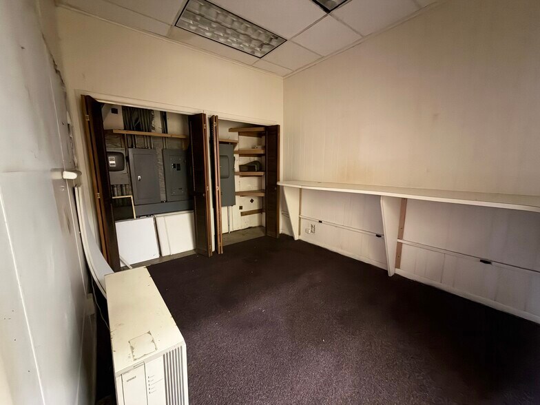 More Photos Of 55 N Main St, Hornell Distribution For Sale