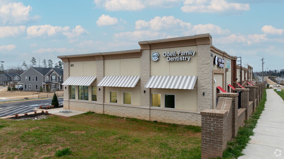 More Photos Of Davidson Highway & Odell School Rd, Concord General Retail For Sale