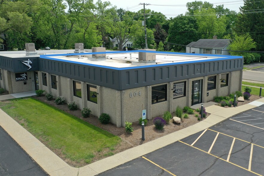 Primary Photo Of 804 N Front St, McHenry Office For Lease