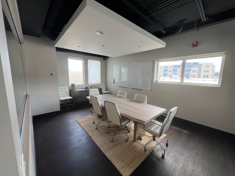 More Photos Of 3020 Carbon Pl, Boulder Office For Sale