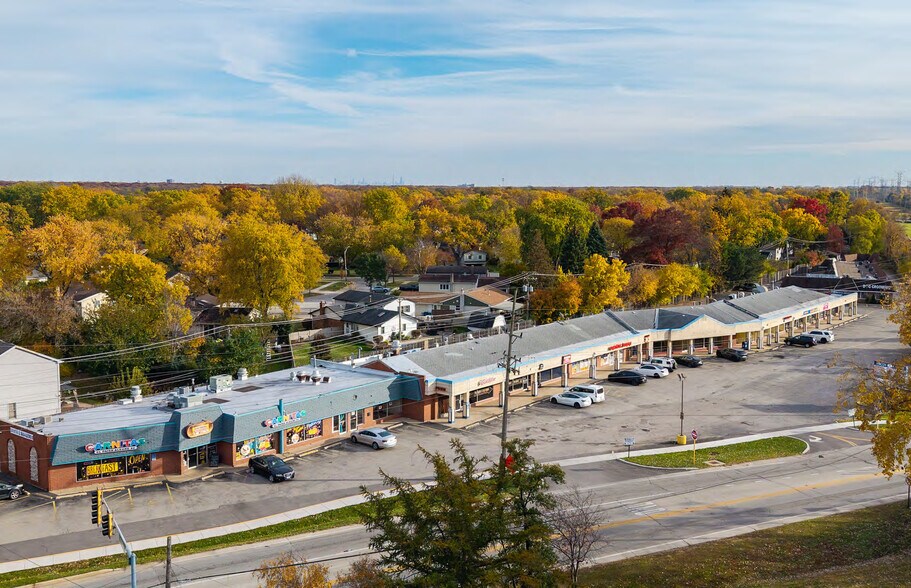 More Photos Of 1-55 S Wolf Rd, Prospect Heights Storefront Retail Office For Sale