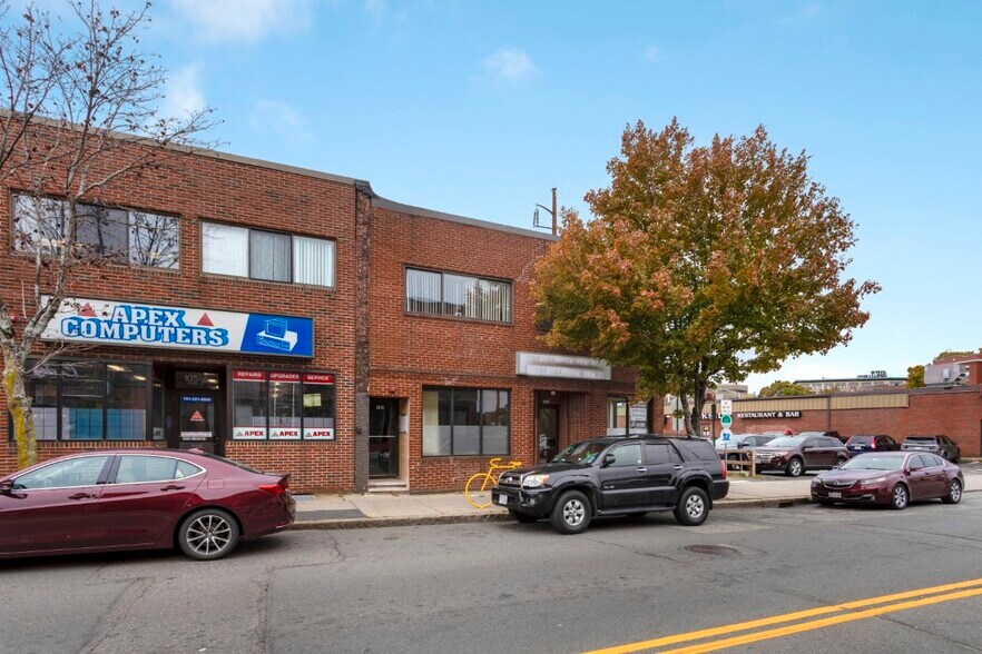 More Photos Of 105-109 Ferry St, Malden Office For Lease