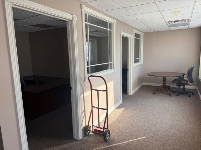 More Photos Of 237 S Pendleton Ave, Pendleton Office For Lease