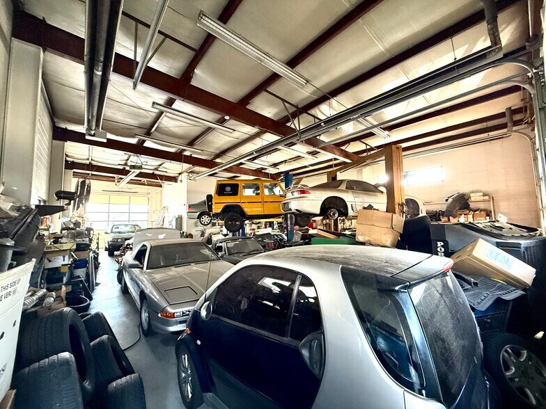 More Photos Of 5745 Independence St, Arvada Auto Repair For Sale