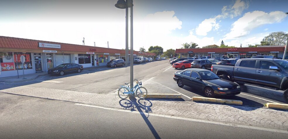 More Photos Of 101-125 S 3rd St, Lantana Unknown For Lease