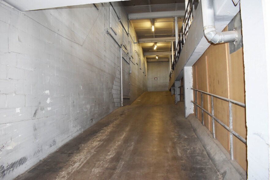 More Photos Of 1100 Polk Ave, Nashville Warehouse For Lease