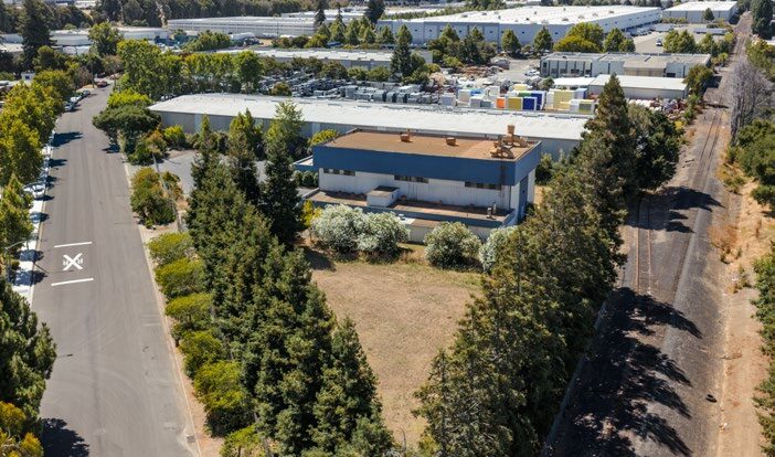 Primary Photo Of 31499 Hayman St, Hayward Manufacturing For Sale