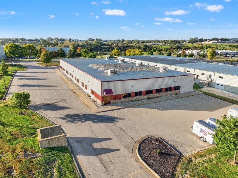 More Photos Of 7495 Chavenelle rd, Dubuque Industrial For Sale