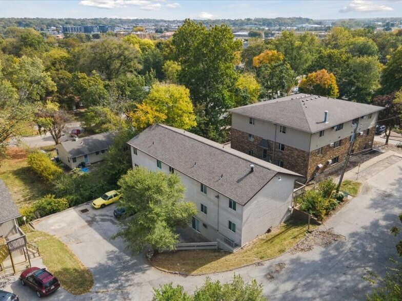 More Photos Of 732 Michael St, Iowa City Apartments For Sale