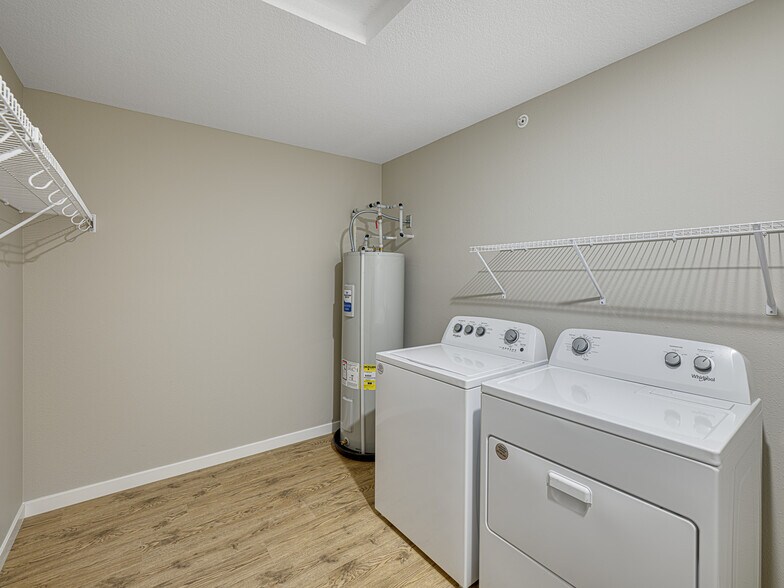 More Photos Of 102 Ridge Rd, Osceola Apartments For Sale