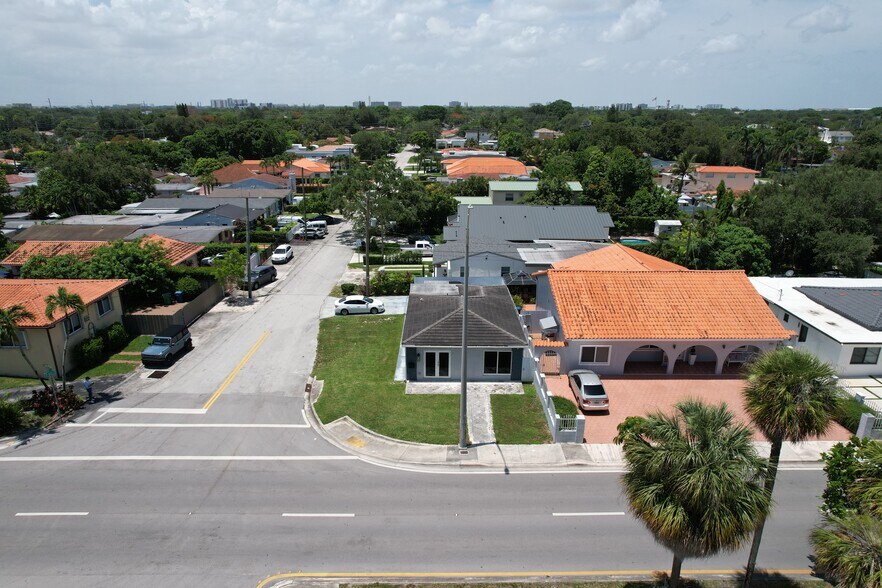 More Photos Of 5941 Coral Way, Miami Office For Sale