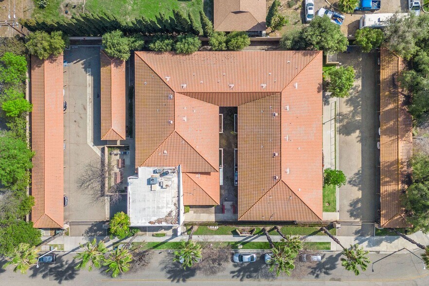 More Photos Of 1850 Williams St, Simi Valley Apartments For Sale