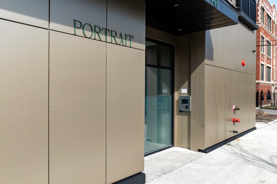 More Photos Of 4501 N Sheridan Rd, Chicago Apartments For Lease