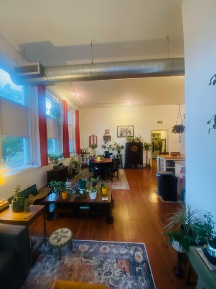 More Photos Of 6136 Magnolia Ave, Pennsauken Apartments For Sale