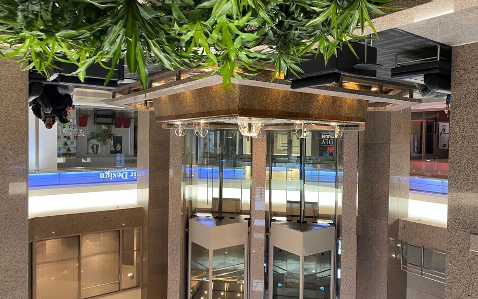 More Photos Of 5650 Yonge St, Toronto Office For Lease
