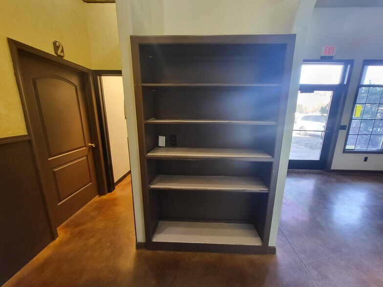 More Photos Of 669 Pioneer Rd, Rexburg General Retail For Lease