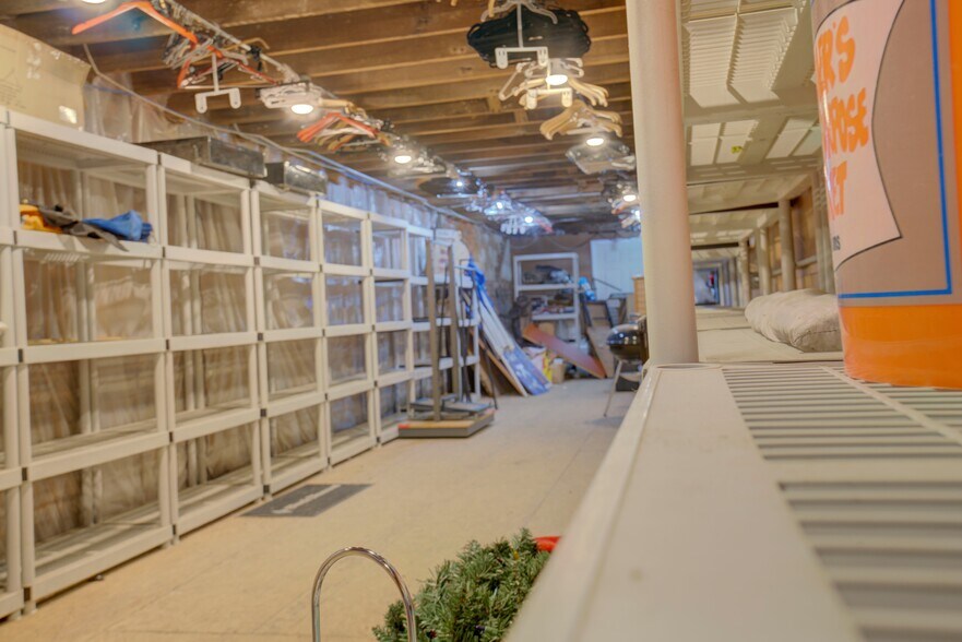 More Photos Of 109 Broad St, Rome Storefront For Sale