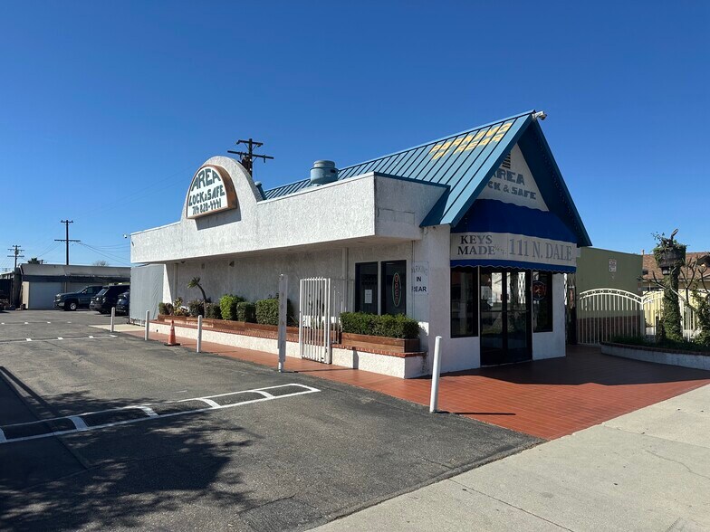 More Photos Of 111 N Dale St, Anaheim Freestanding For Sale