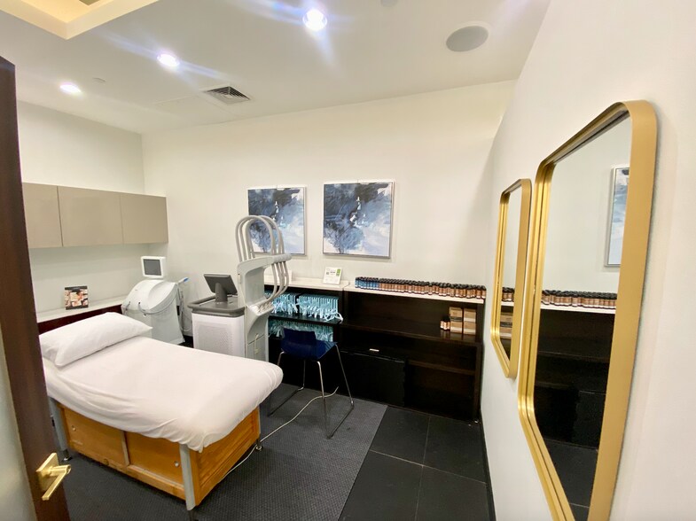 More Photos Of 106 River Dr S, Jersey City Apartments For Lease